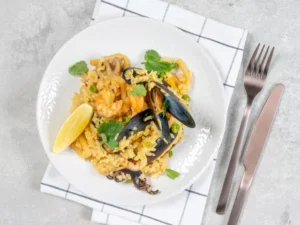 іспанська паелья з морепродуктами